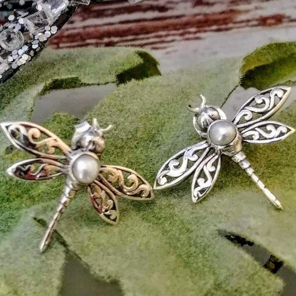 The Girl With Kaleidoscope Eyes Jewelry - Pearl & Sterling Dragonfly Earrings